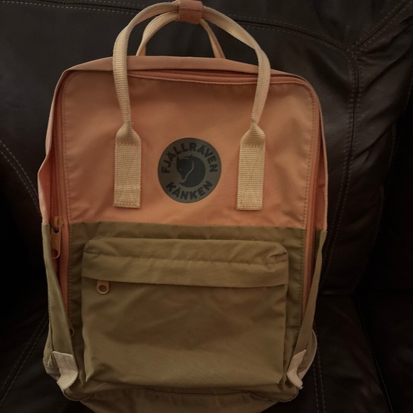 Fjallraven Kanken Art Backpack Pink and greesn - Picture 1 of 4